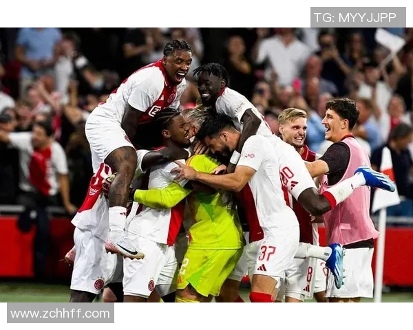 芬洛与维迪斯的精彩对决揭示了荷甲联赛的激烈竞争与球队实力的较量 芬洛与维迪斯的精彩对决揭示了荷甲联赛的激烈竞争与球队实力的较量