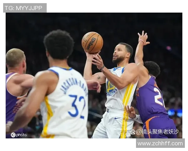 勇士与篮网激战10月29日NBA赛场巅峰对决精彩回顾与分析 勇士与篮网激战10月29日NBA赛场巅峰对决精彩回顾与分析