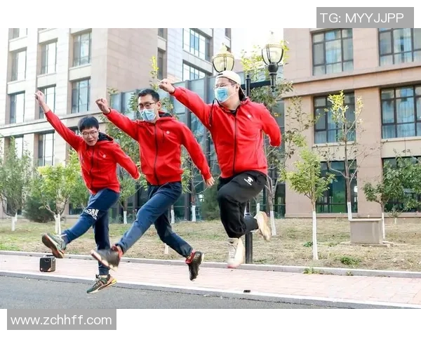 南京羽毛球队默契配合探秘：团队协作如何助力竞技水平提升